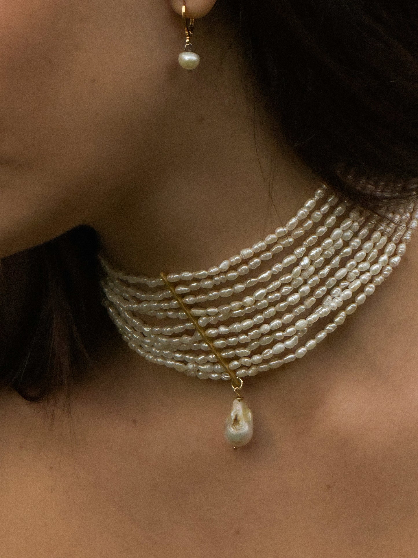 SINGLE PEARL EARRING