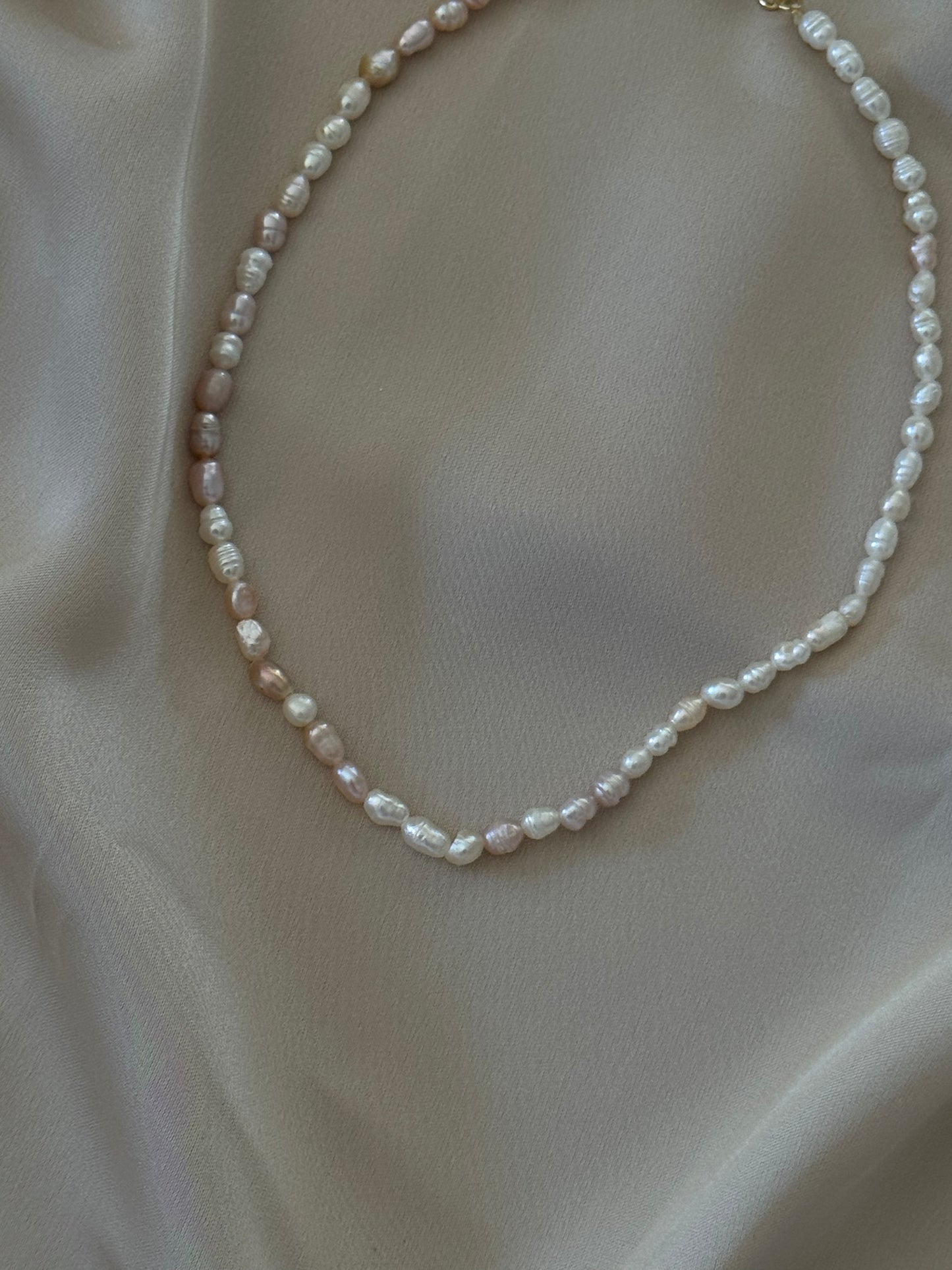 EVERYDAY PEARL NECKLACE