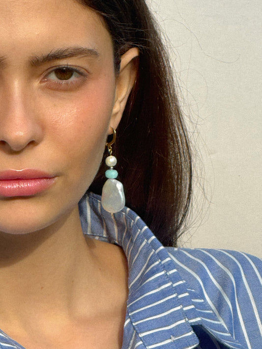 AQUA PEARL EARRING