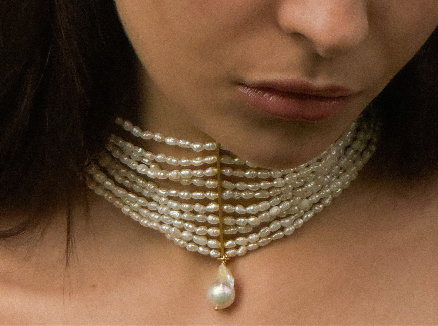 CROWN OF PEARLS CHOKER