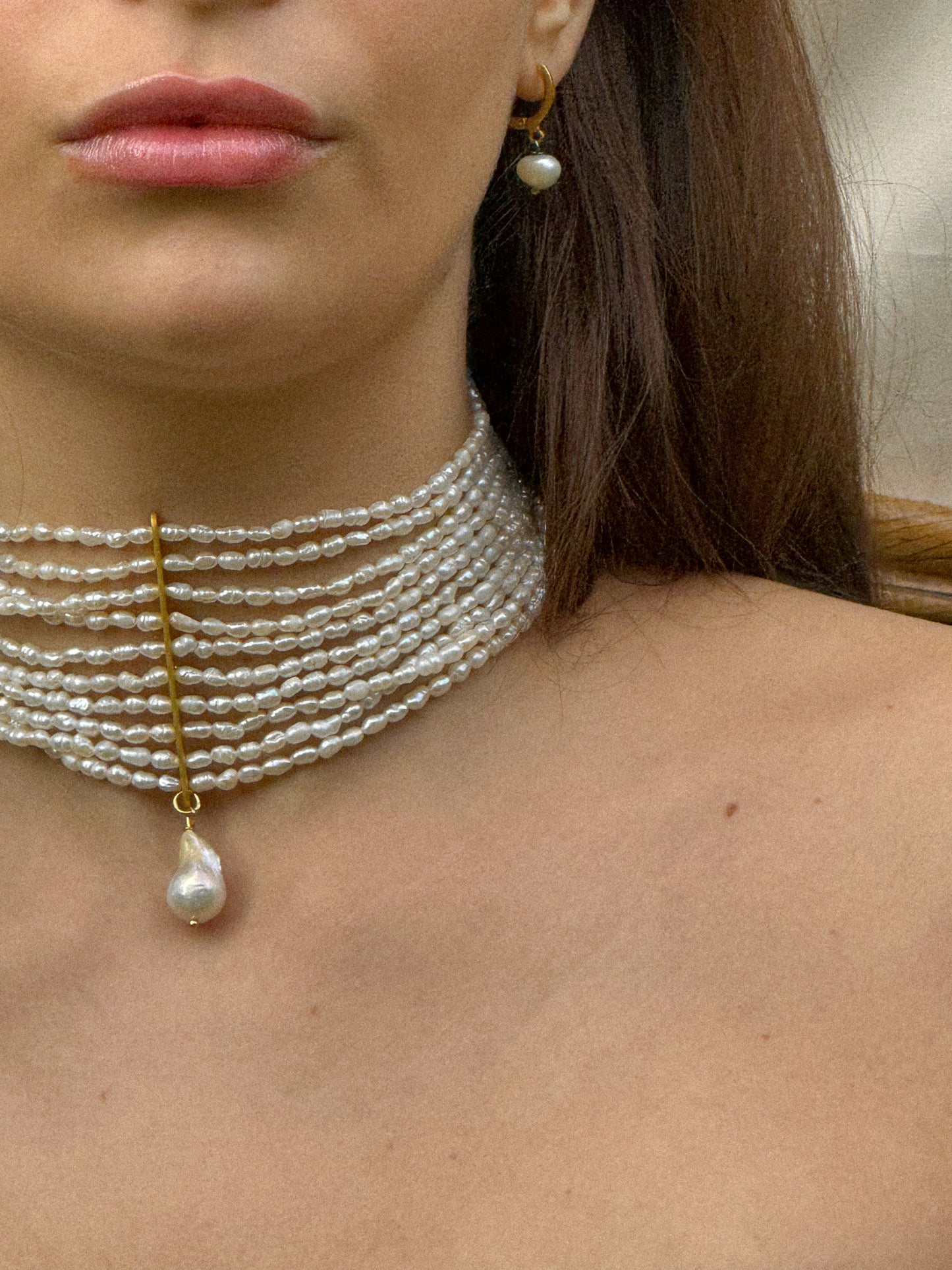 CROWN OF PEARLS CHOKER