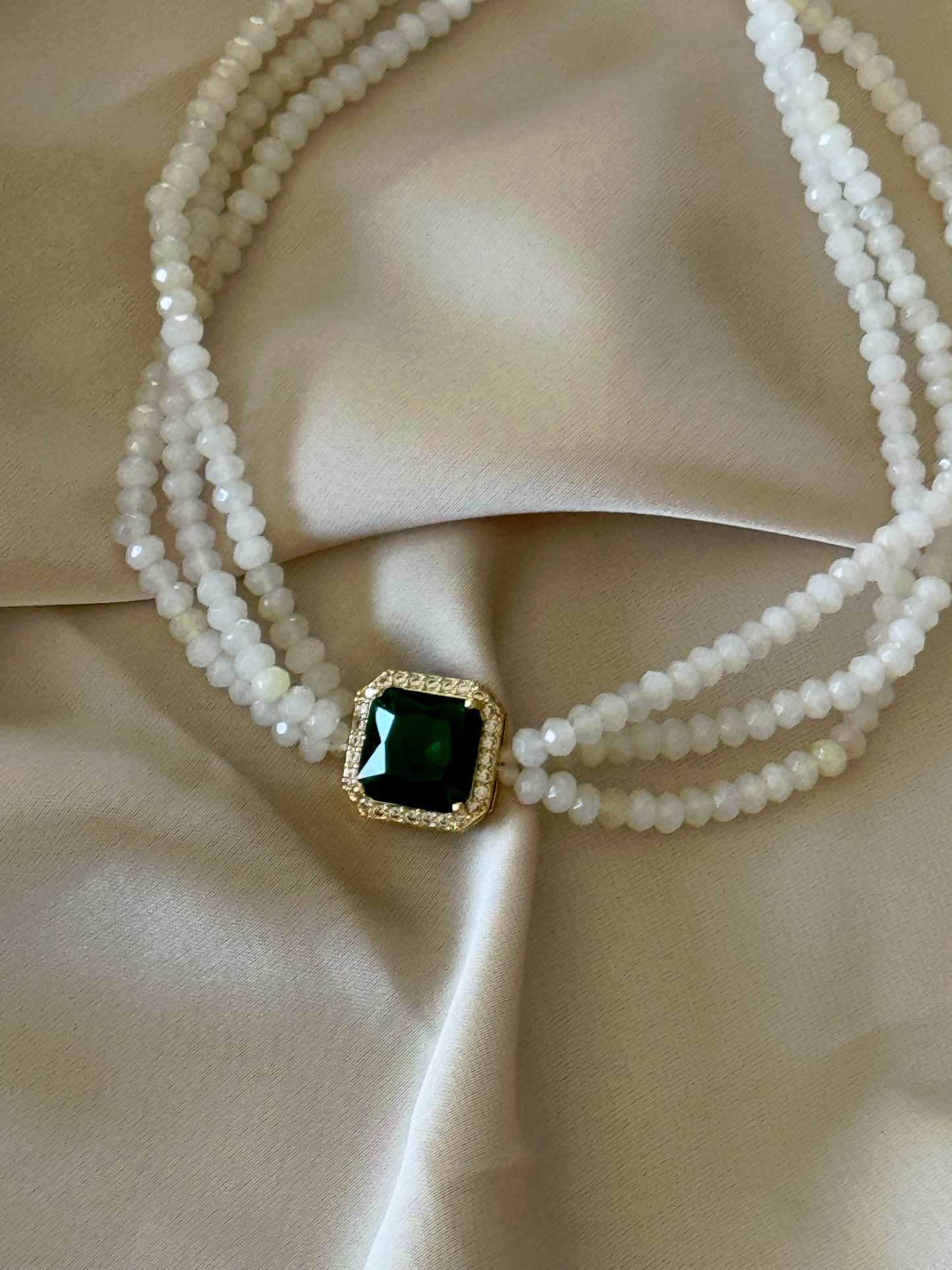 OLIVA CHOKER