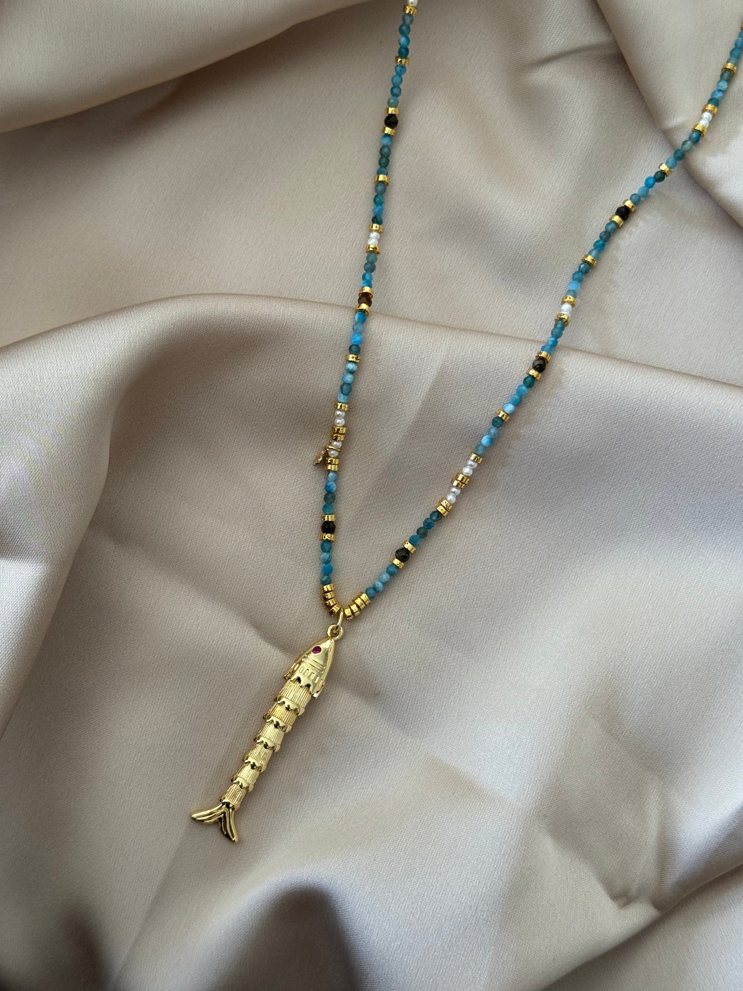 GOLD FISH NECKLACE