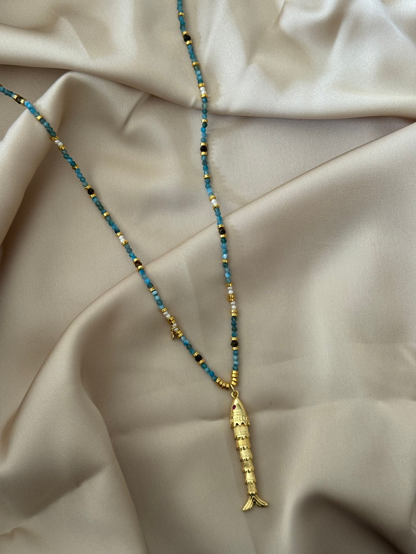 GOLD FISH NECKLACE