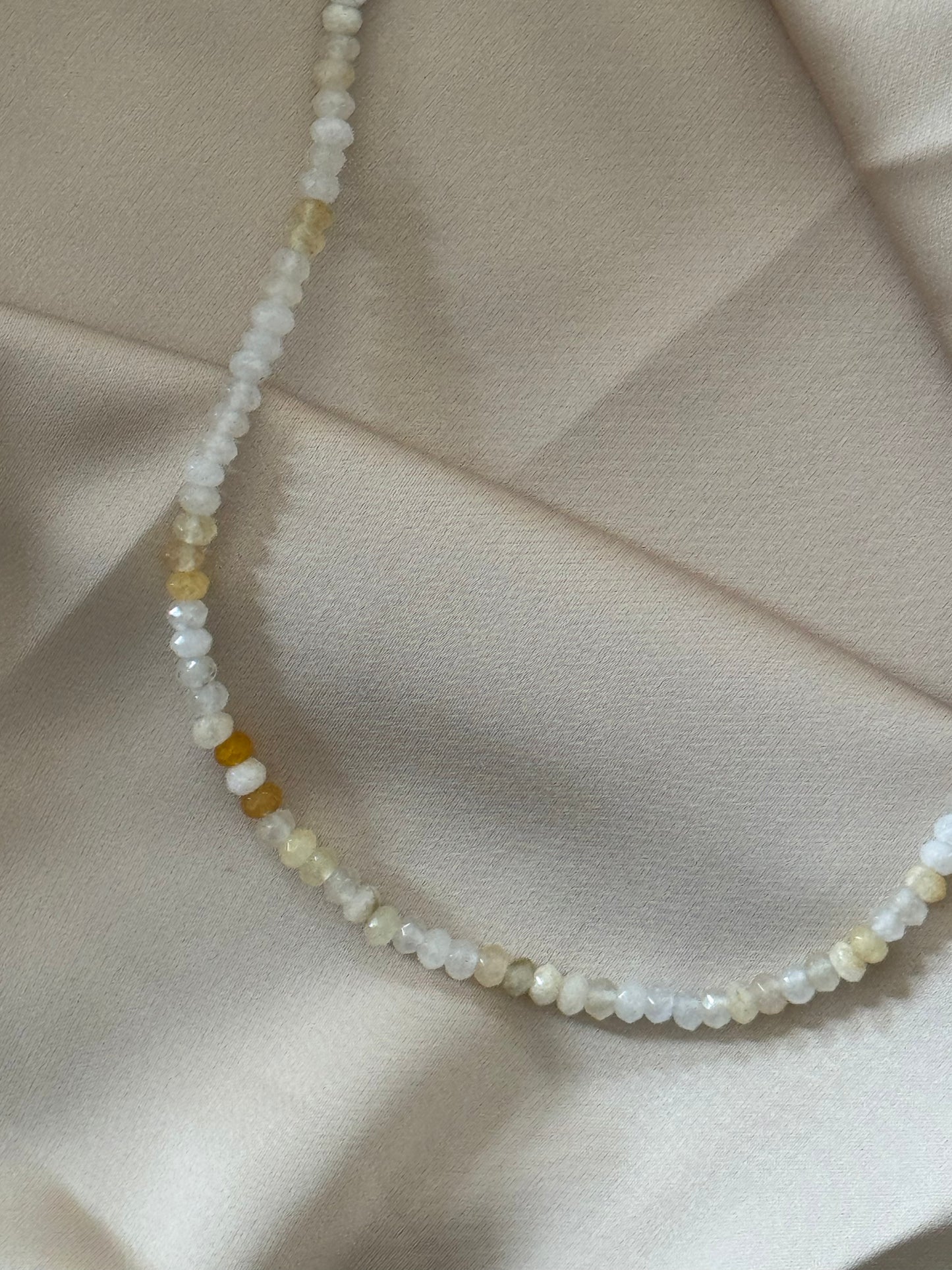 WHITE JADE NECKLACE