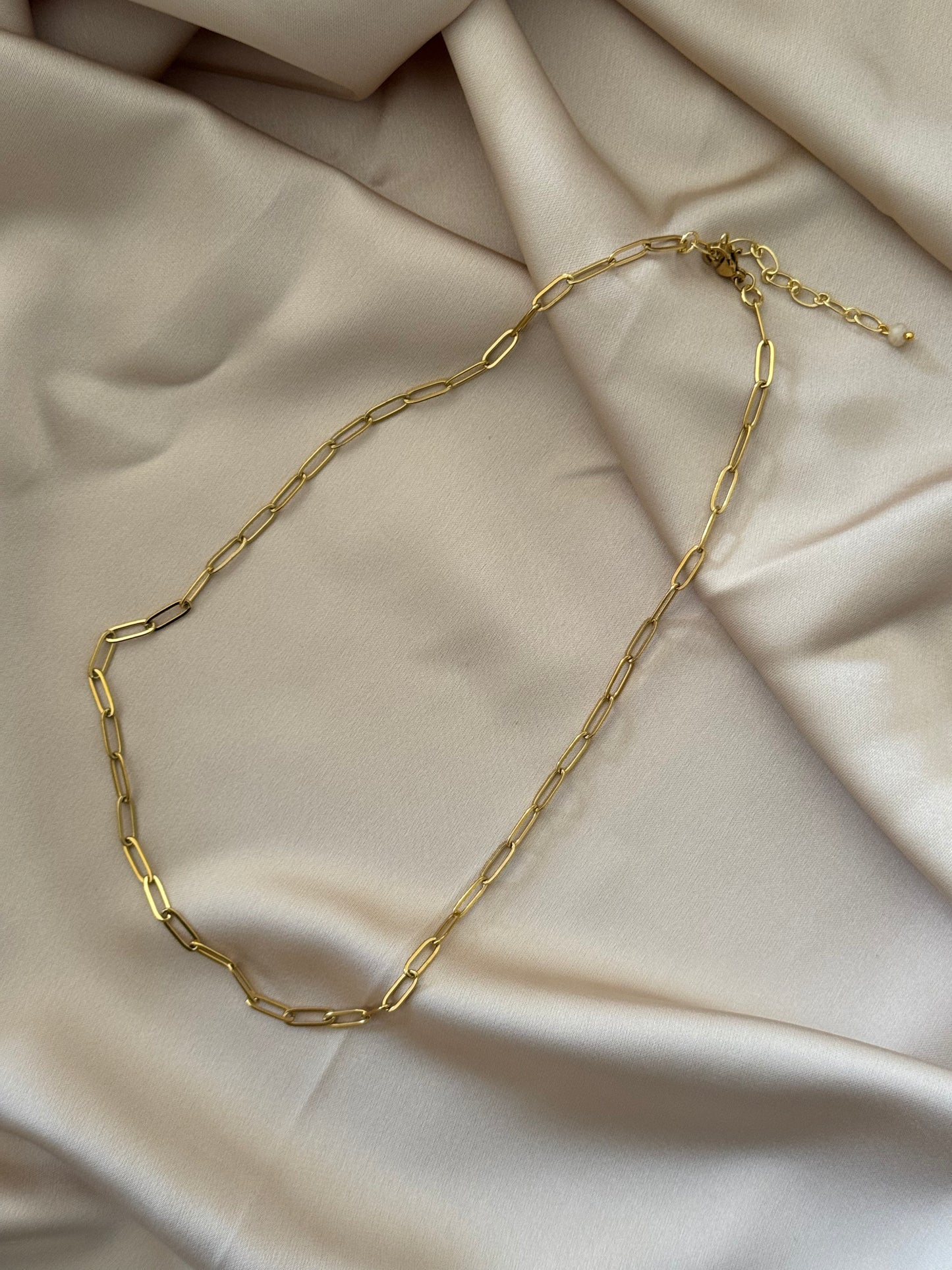 THE EVER CHAIN NECKLACE