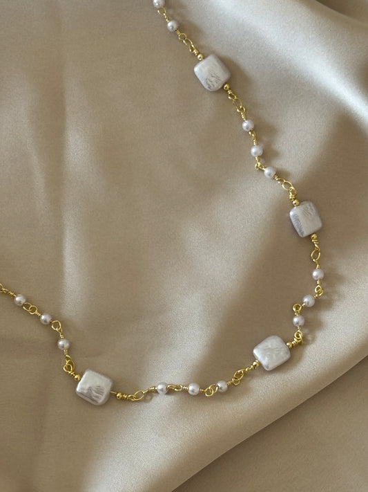 PEARLY BELLY CHAIN
