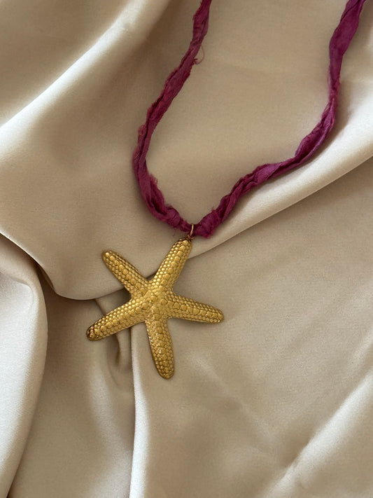 STARFISH NECKLACE