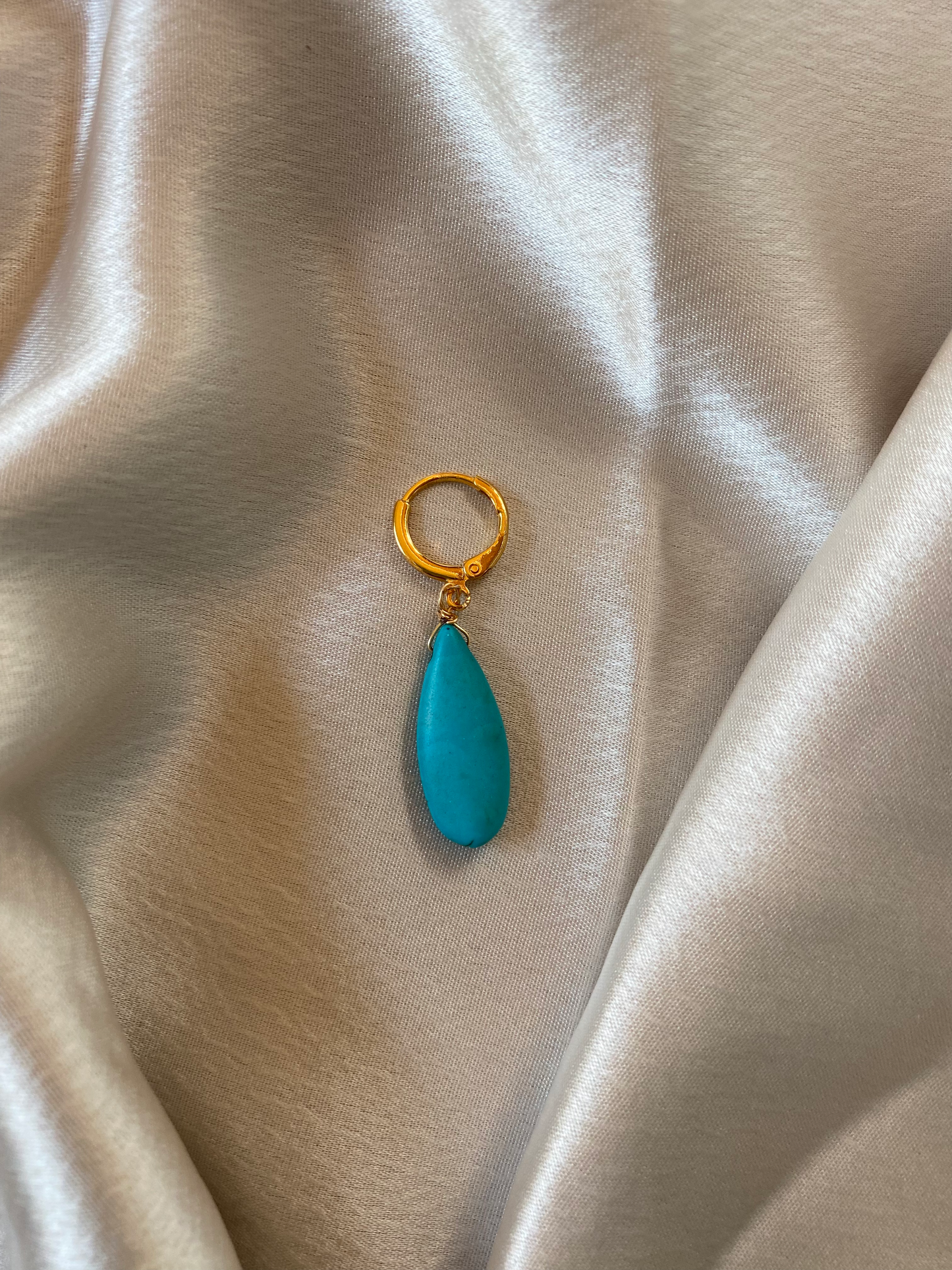 LONG TURQUOISE EARRING