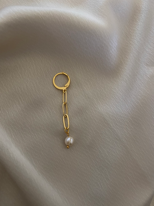 CHAINY PEARL EARRING